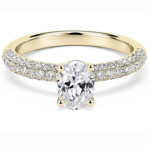 Χρυσό μονόπετρο δαχτυλίδι με οβάλ διαμάντι